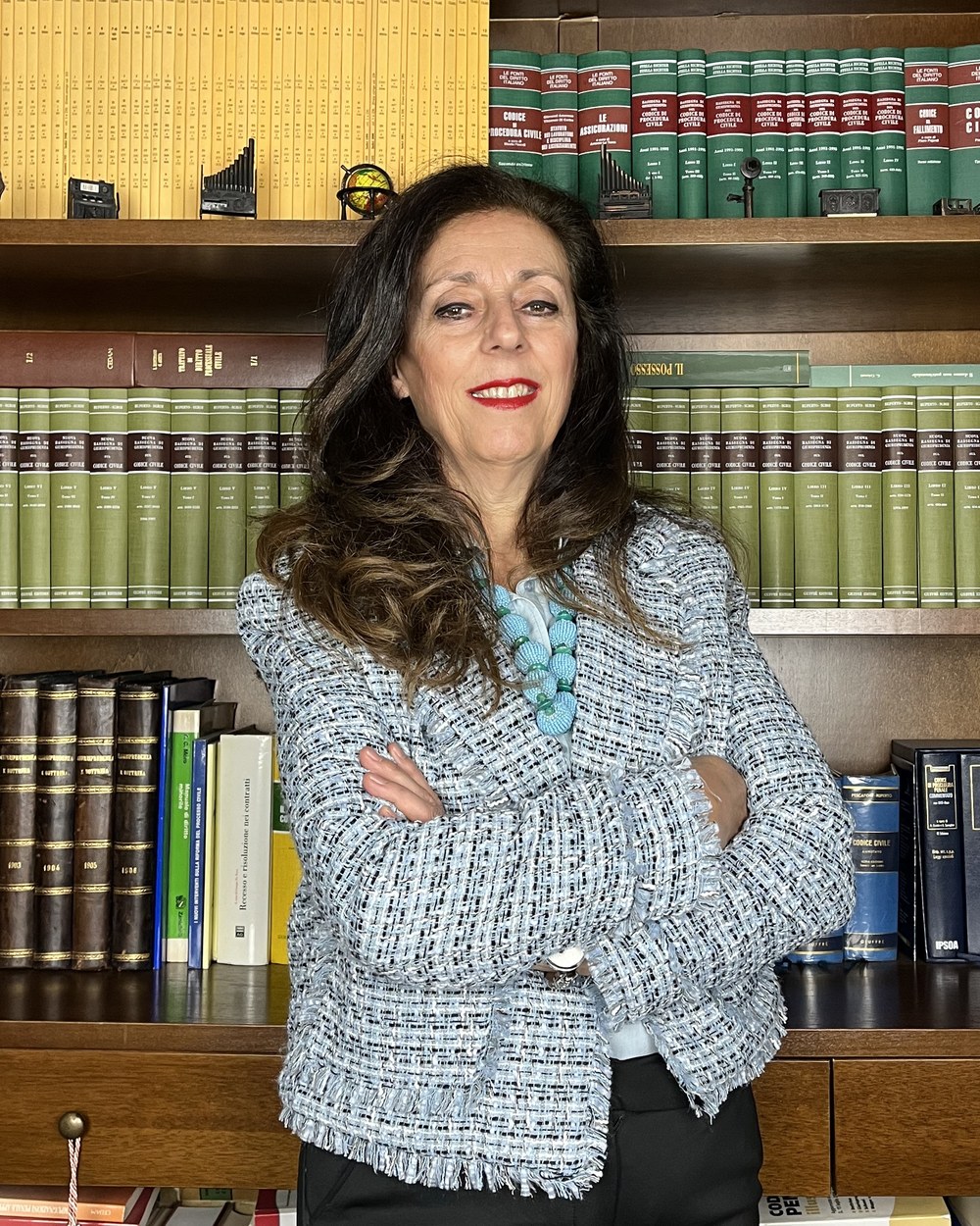 Avvocata Lidia Perri nel suo studio